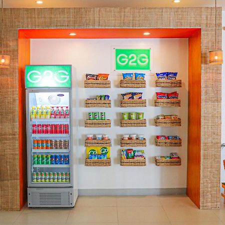 Go Hotels Timog Quezon City Exterior foto