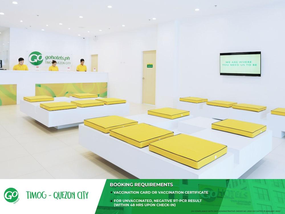 Go Hotels Timog Quezon City Exterior foto