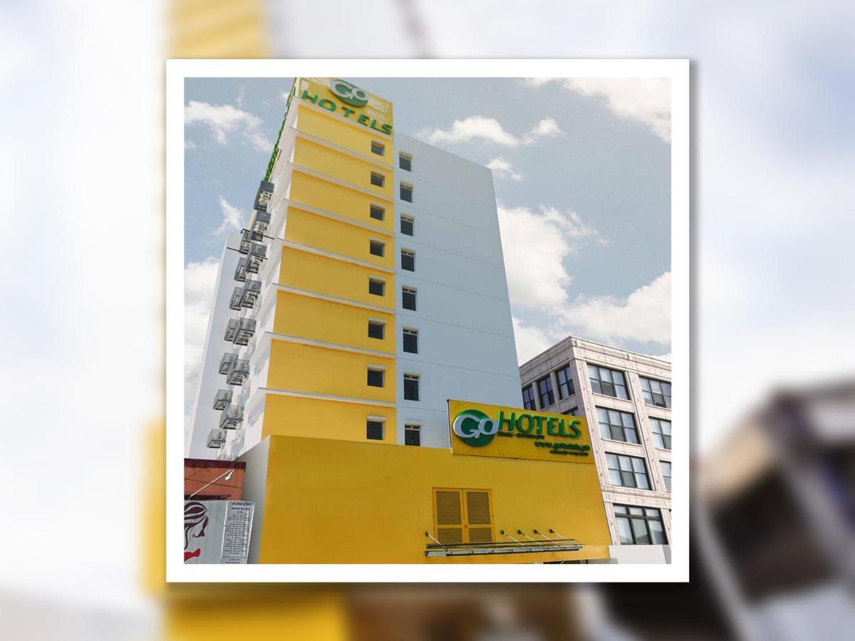 Go Hotels Timog Quezon City Exterior foto