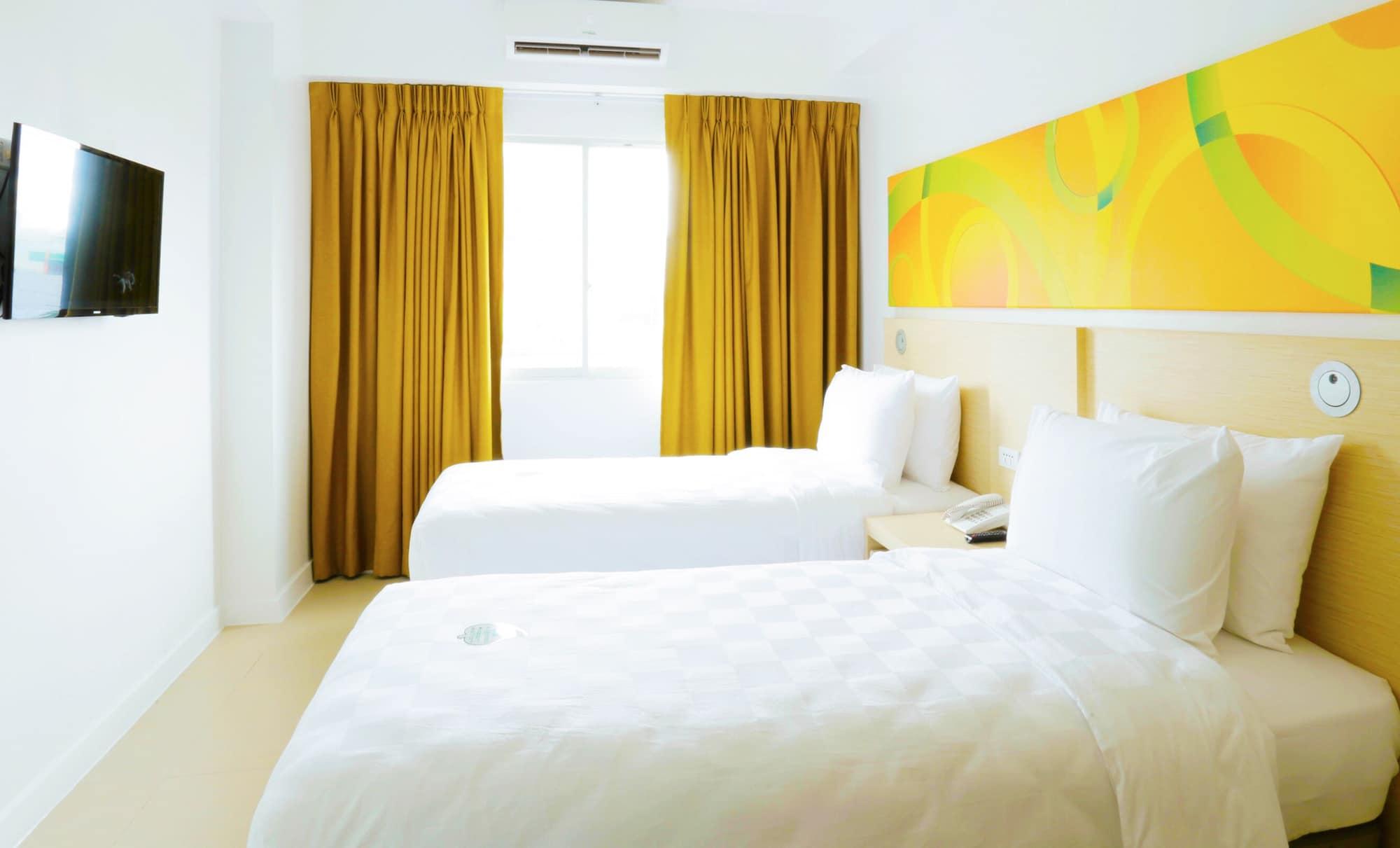 Go Hotels Timog Quezon City Exterior foto