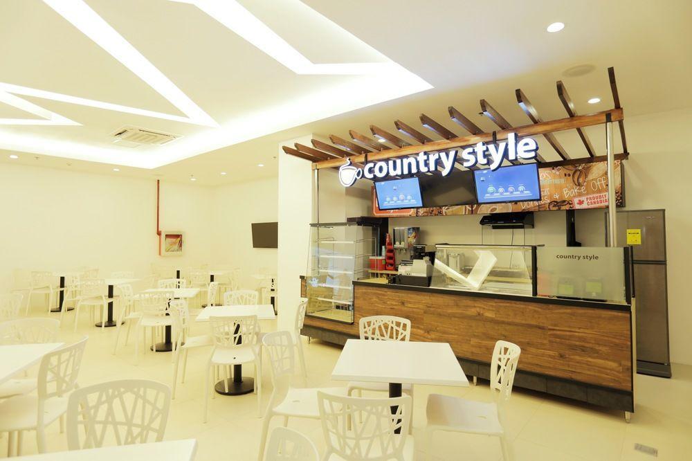 Go Hotels Timog Quezon City Exterior foto