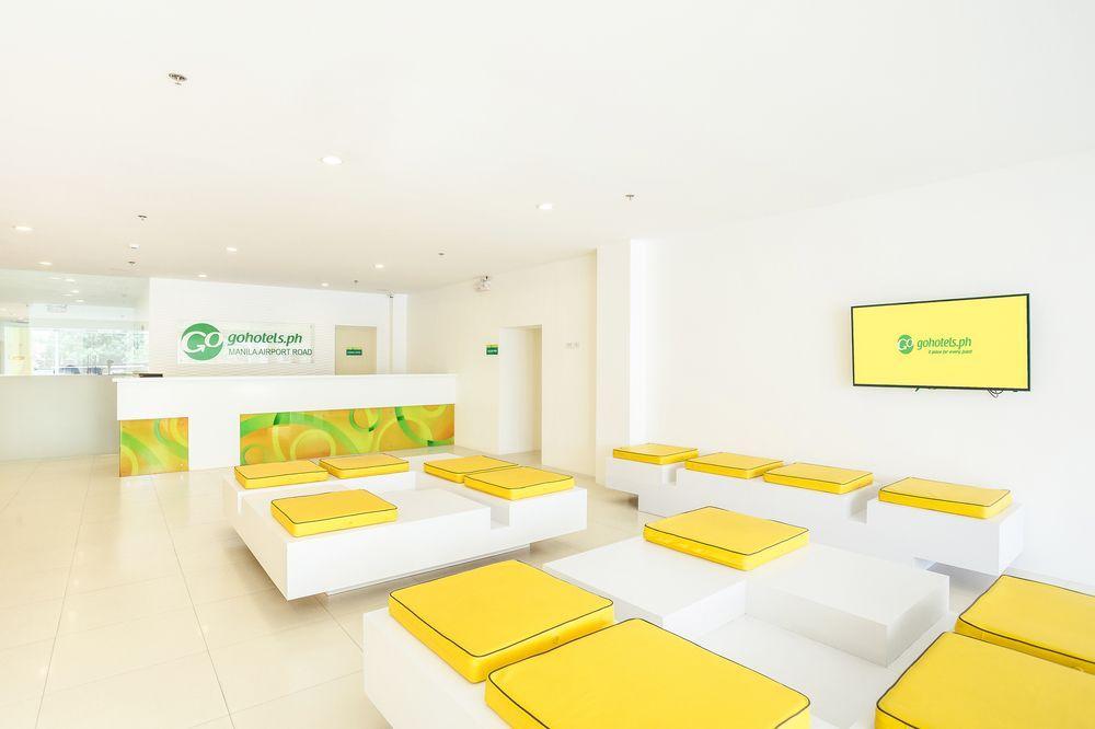 Go Hotels Timog Quezon City Exterior foto