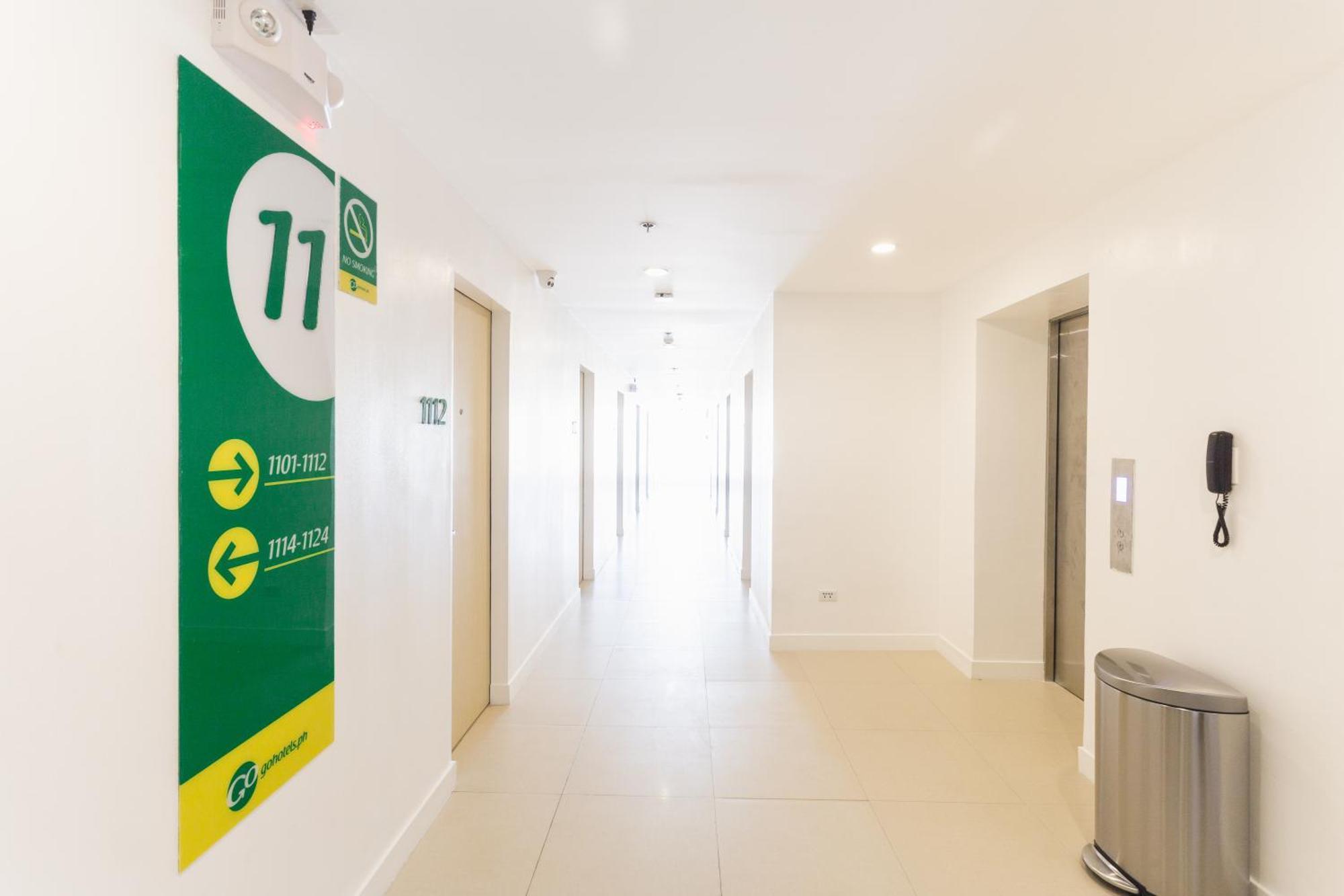 Go Hotels Timog Quezon City Exterior foto